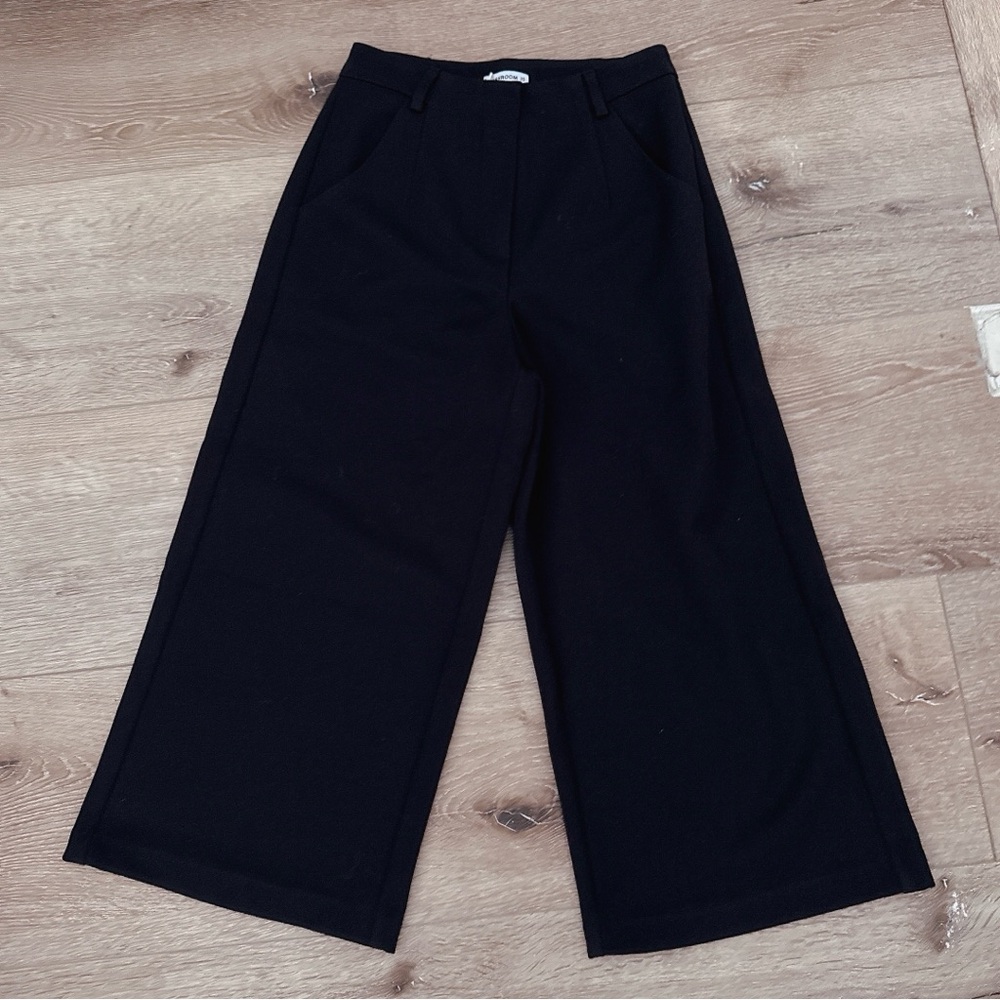 NWT Mushroom Elegant Black Wide-Leg Women's Pants